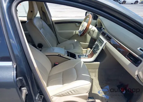 2011 Volvo S80 3.2 z USA, uszkodzony, nr VIN YV1952AS4B1137342